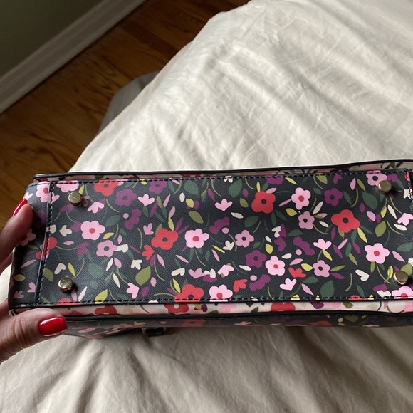 Kate Spade Flower Print Bag - Picture 4 of 5